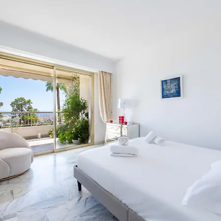 Spacious 1-br With Sea View With Pool Апартаменты *