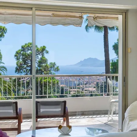Spacious 1-br With Sea View With Pool *