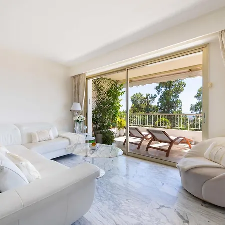 Spacious 1-br With Sea View With Pool * 戛纳