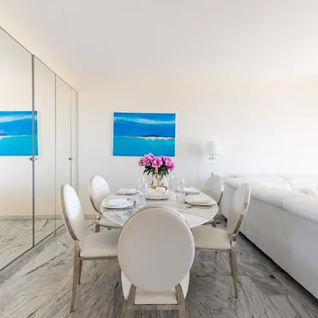 Apartment Spacious 1-br With Sea View With Pool *