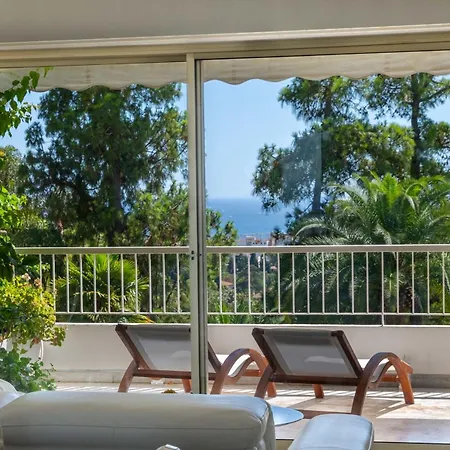 Spacious 1-br With Sea View With Pool *