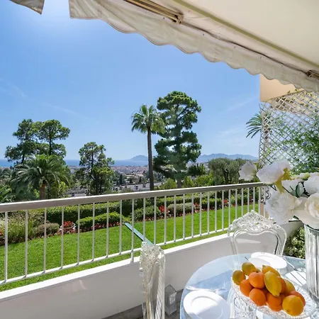 Spacious 1-br With Sea View With Pool * Cannes