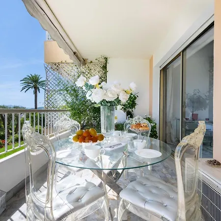 Spacious 1-br With Sea View With Pool